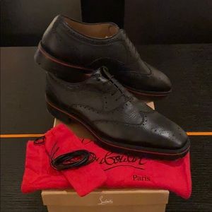 Christian Louboutin Stunning Wing Tips